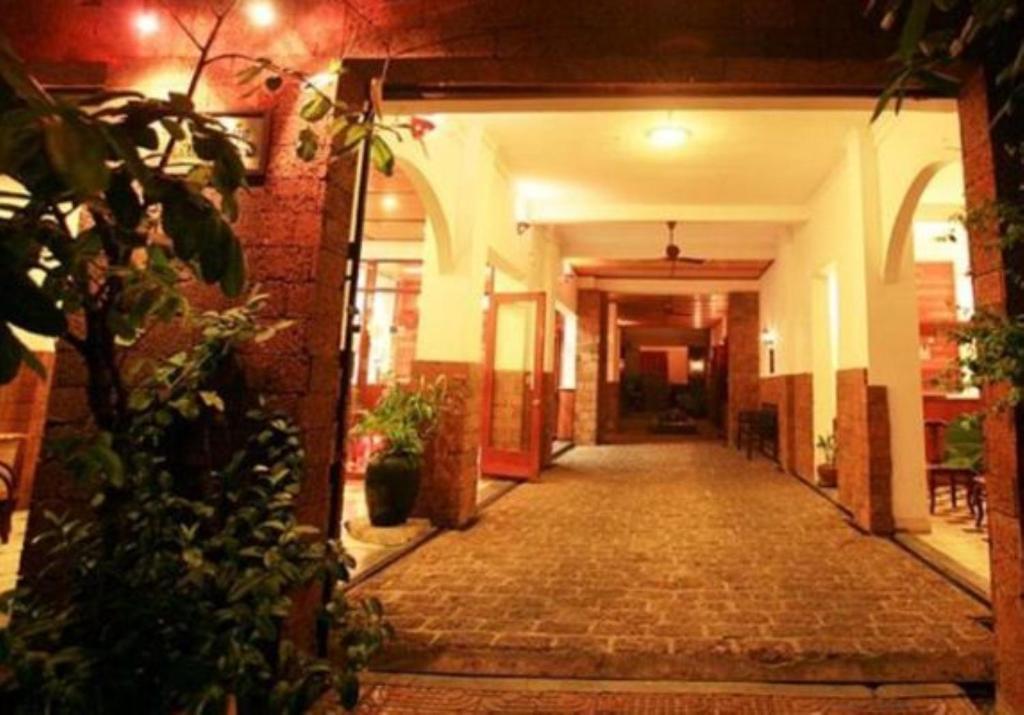 Kambuja Inn Phnom Penh Dış mekan fotoğraf
